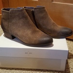 Womens Rockport Vanna booties